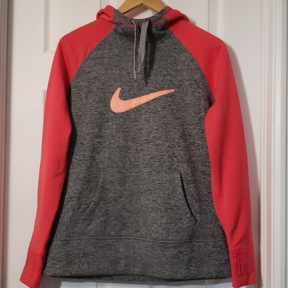 Nike Therma-Fit Hoodie